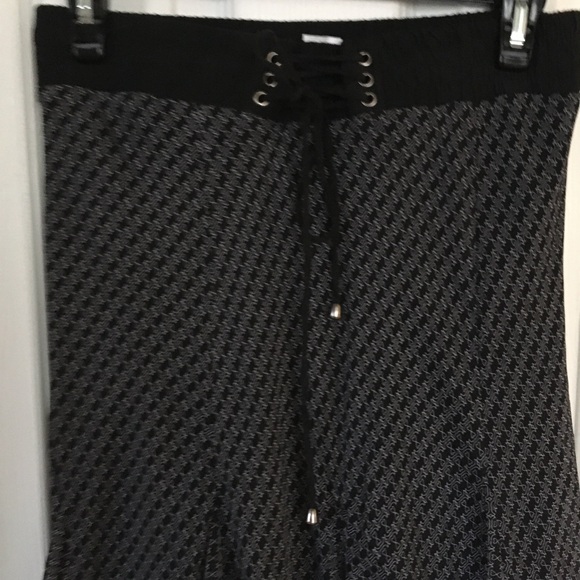 Lapis Tie Front Circle Skirt - Picture 4 of 9